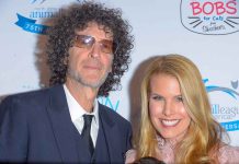 Howard Stern Could Make a 2024 Run -- and He Already Picked a Running Mate